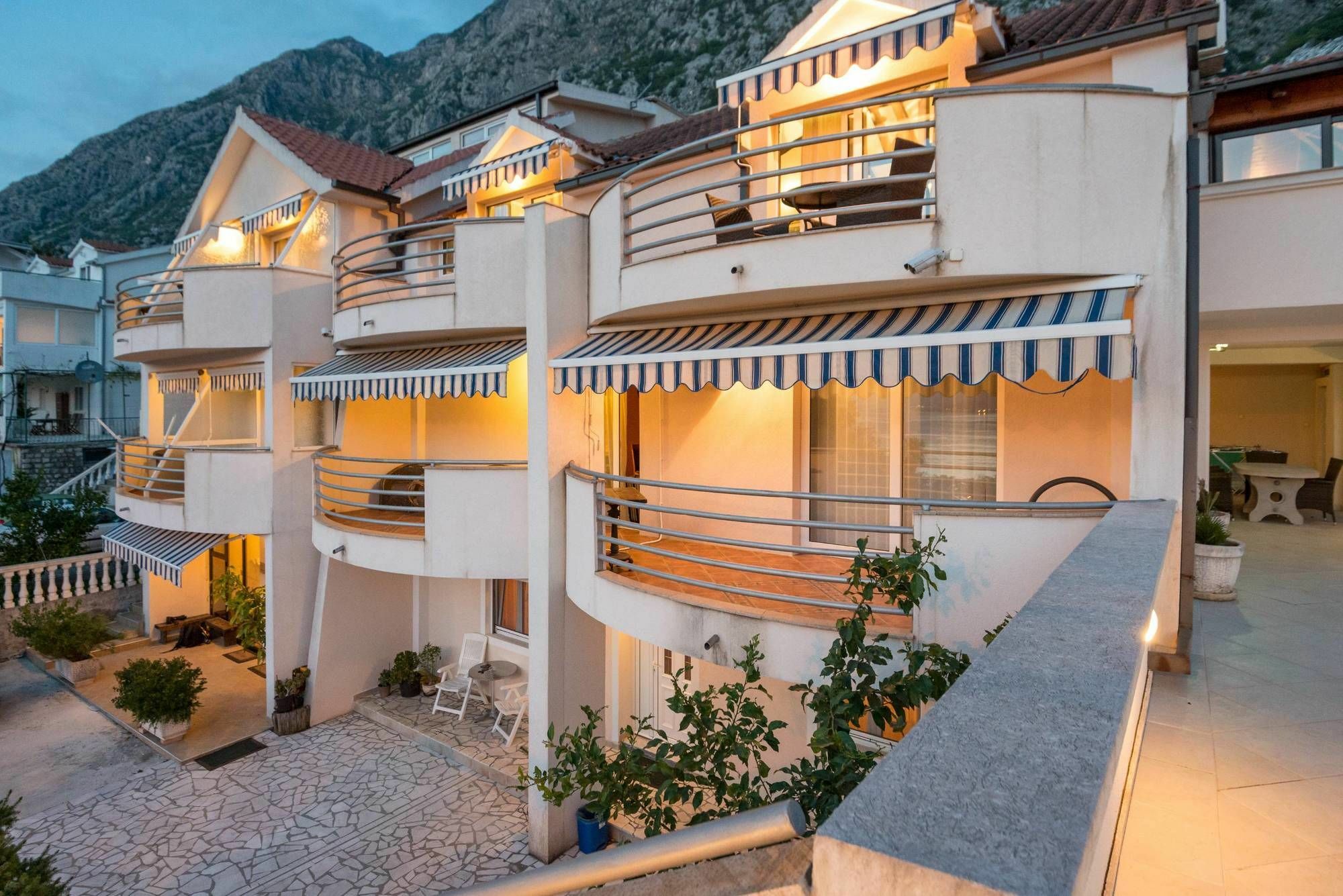 Apartments Ivardic Kotor Ngoại thất bức ảnh